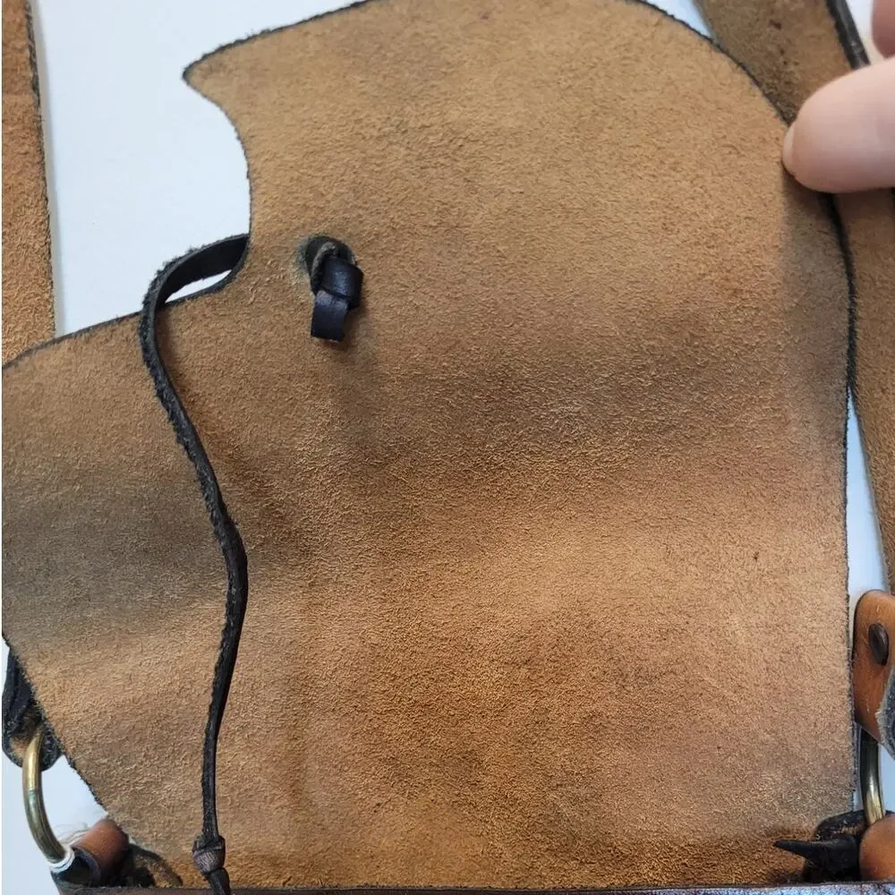Seventies Tooled Leather Brown Shoulder Bag Boho Folk Charm Wanderer Retro Style